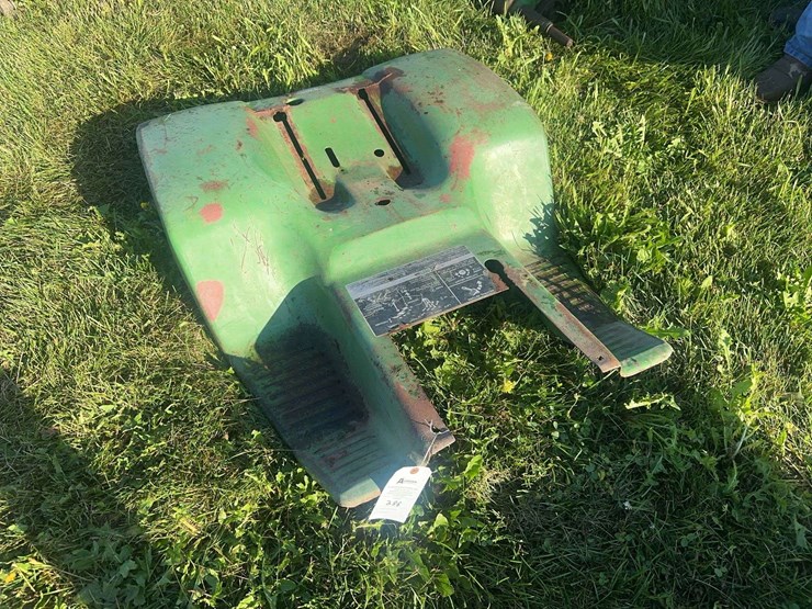 john-deere-fender-pan-image-1