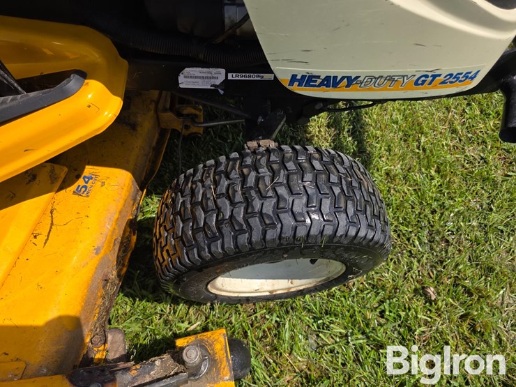 2006-cub-cadet-gt2554-image-12