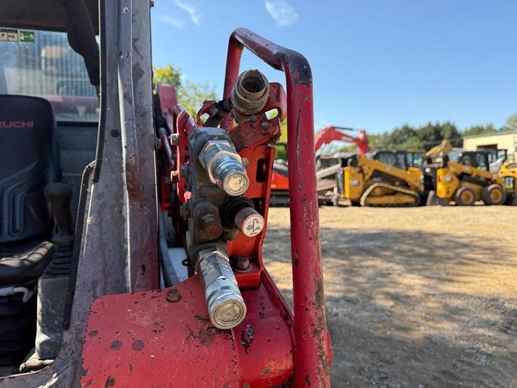 2018-takeuchi-tl10v2-image-11