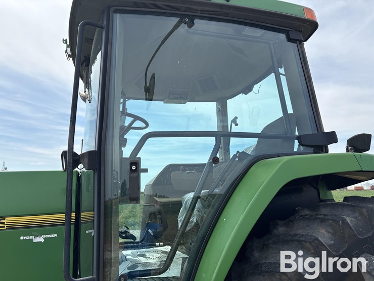 1995-john-deere-8200-image-16