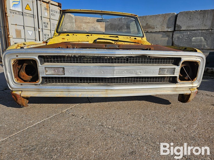 1970-chevrolet-k5-image-13