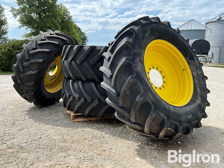 john-deere-4830-image-1
