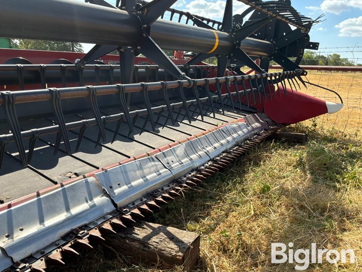 2018-case-ih-3162-image-15