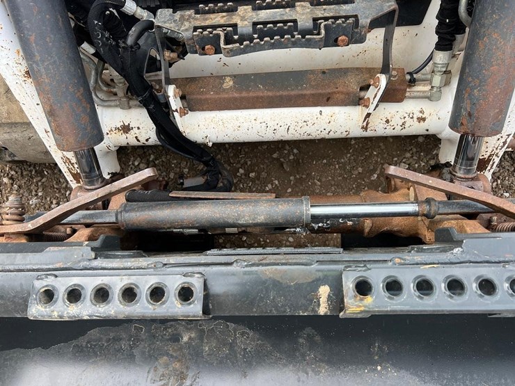 2021-bobcat-t66-image-10
