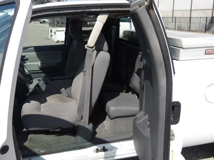 2002-dodge-dakota-image-16