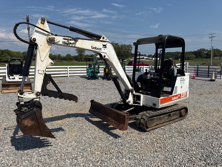 bobcat-331-image-1