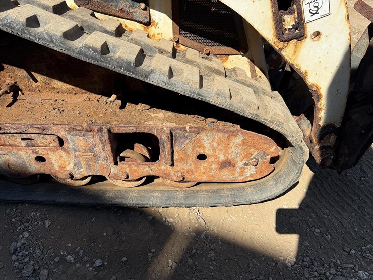 2023-bobcat-mt100-image-14