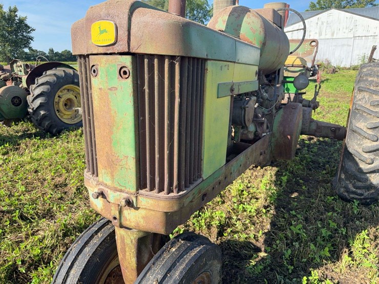 john-deere-520-image-19
