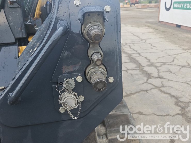 2019-deere-333g-image-17
