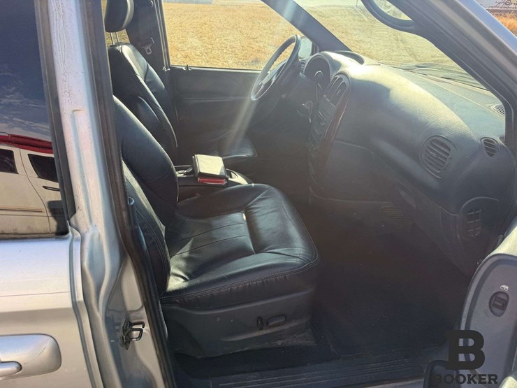2001-dodge-grand-caravan-image-19