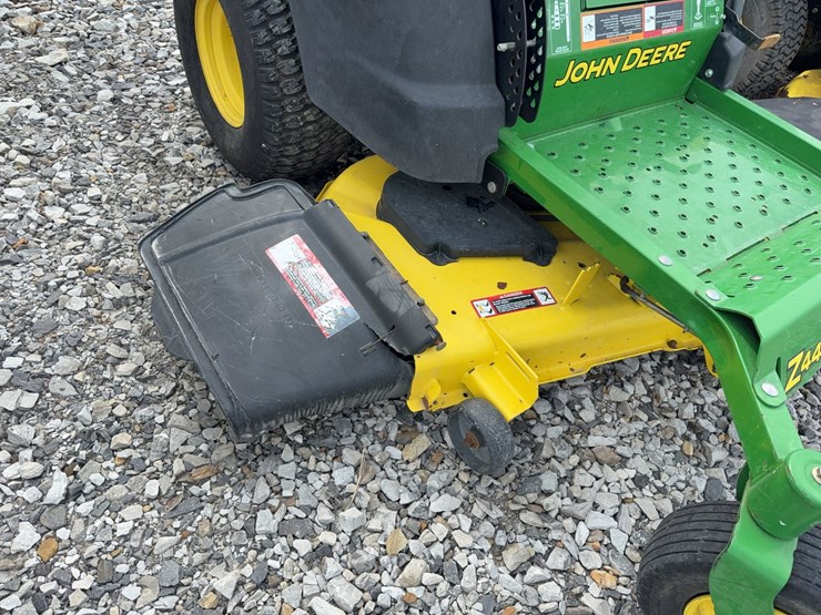 john-deere-z445-image-26