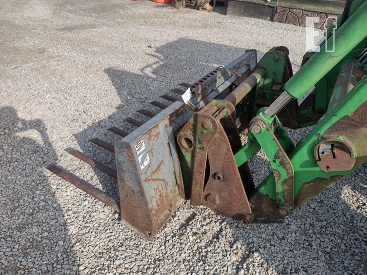john-deere-6210-image-19