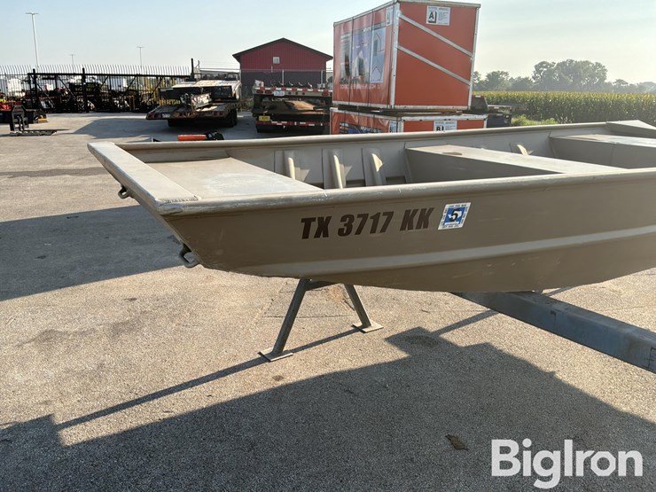 2021-massey-ferguson-730-image-9