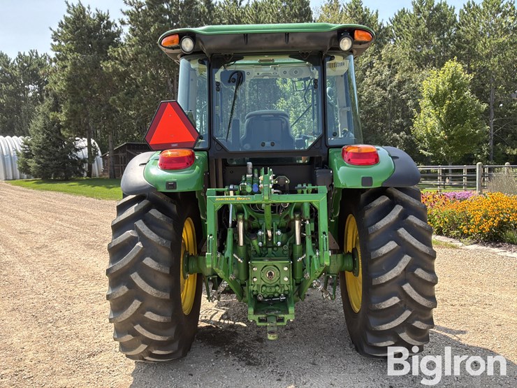 2016-john-deere-5100m-image-6