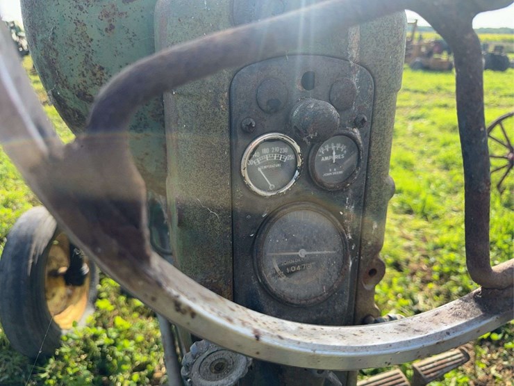 john-deere-420-image-13
