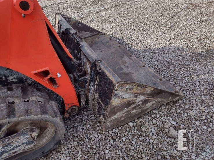 kubota-svl75-2-image-21