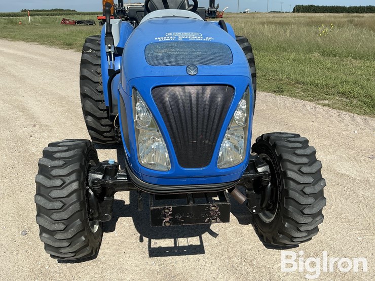 new-holland-boomer-30-image-11