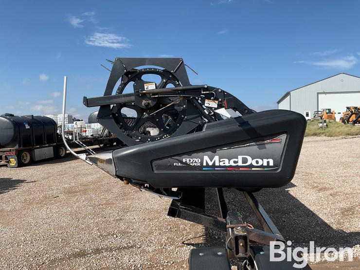 2010-mac-don-fd70-image-8