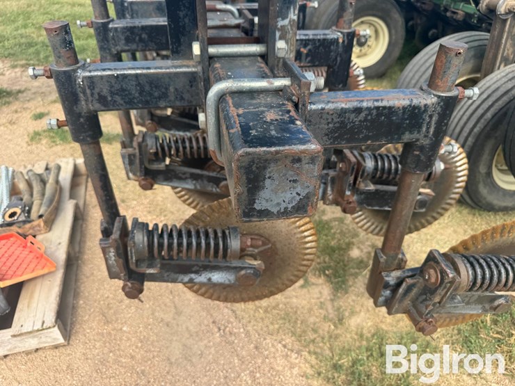 great-plains-solid-stand-15-image-15