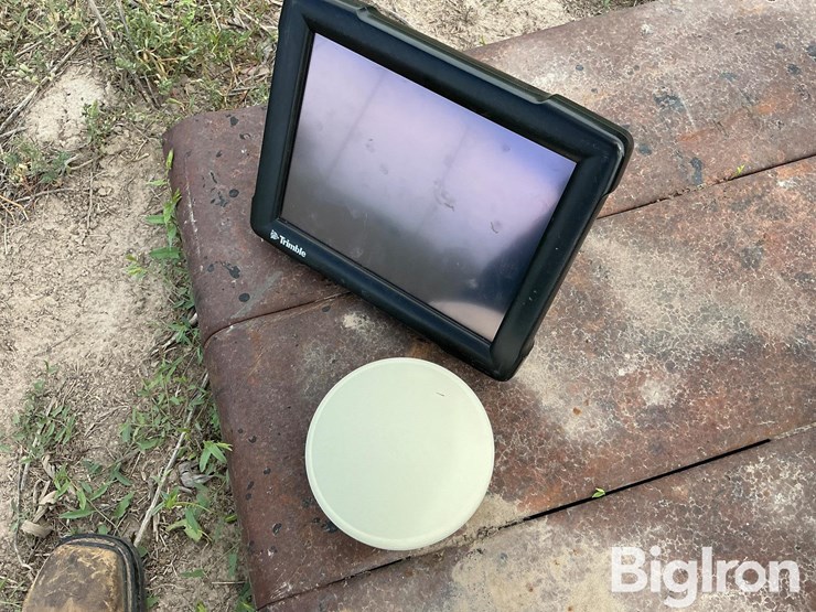 trimble-fmx-image-1