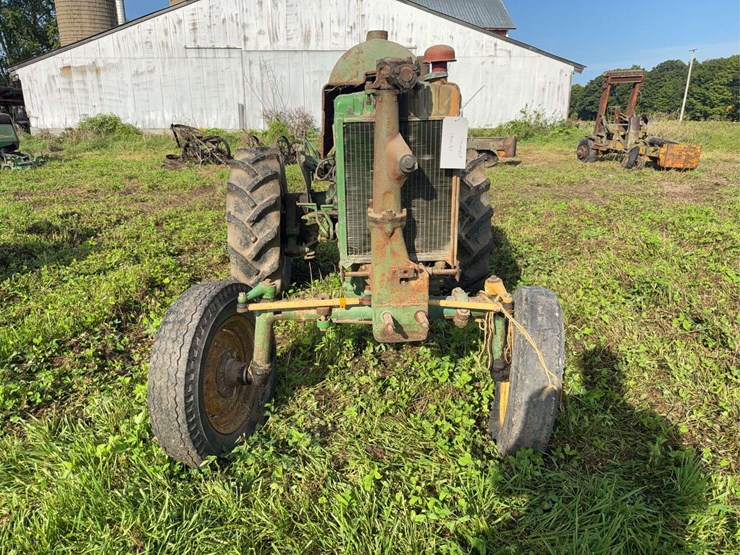 john-deere-420-image-3