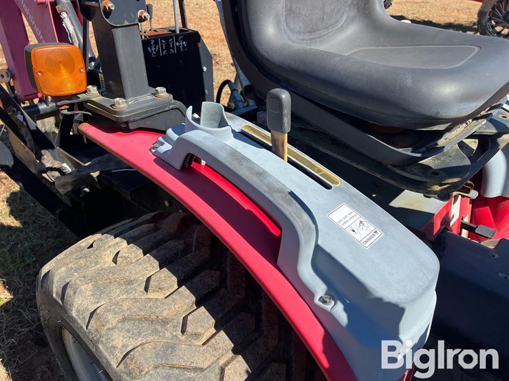 2017-mahindra-emax-25l-image-20
