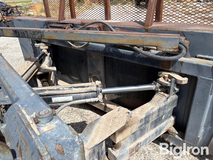 1982-caterpillar-14-image-15
