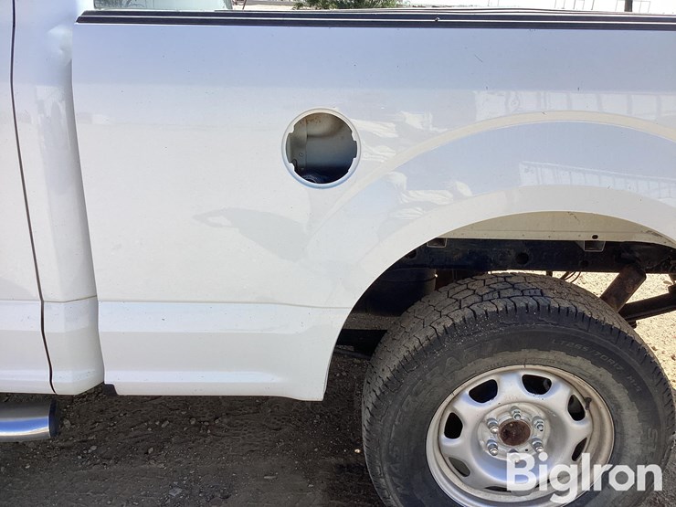 2017-ford-f150-xlt-image-18