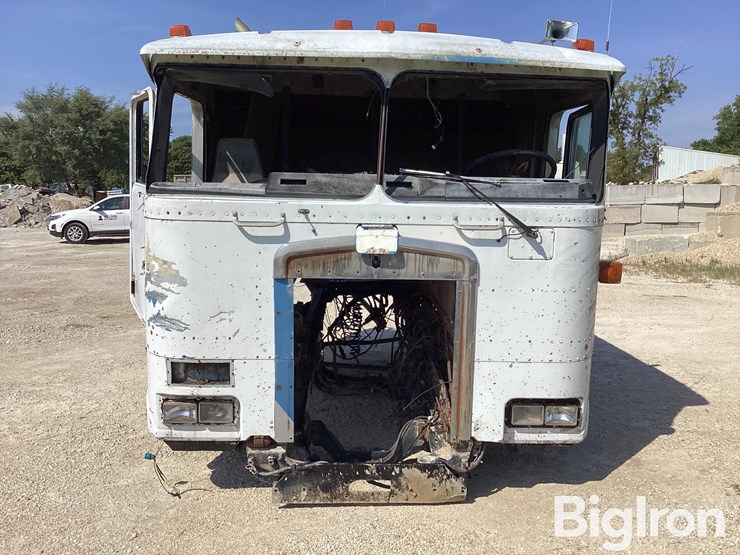 1989-kenworth-k100e-image-2