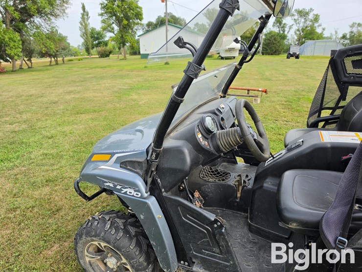 2013-arctic-cat-700-prowler-image-12