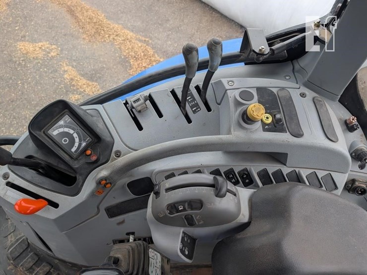new-holland-t6070-plus-image-20
