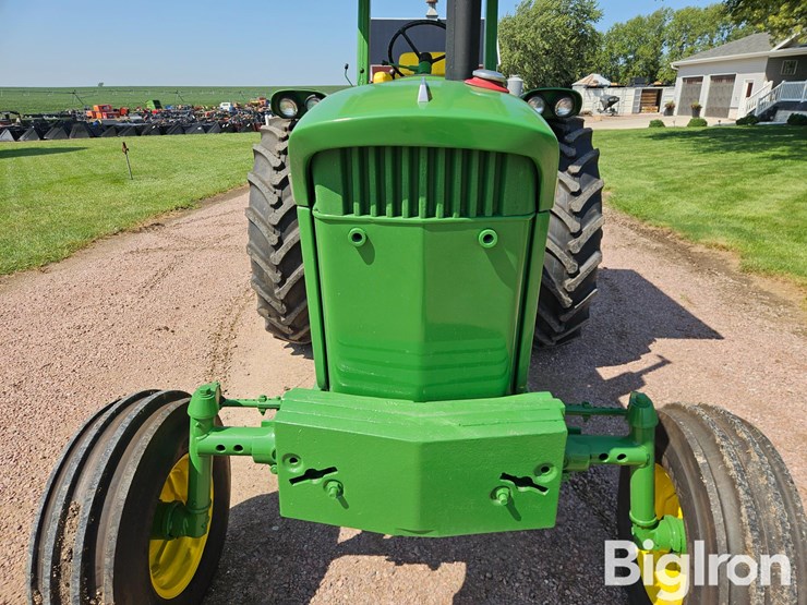 1969-john-deere-3020-image-11