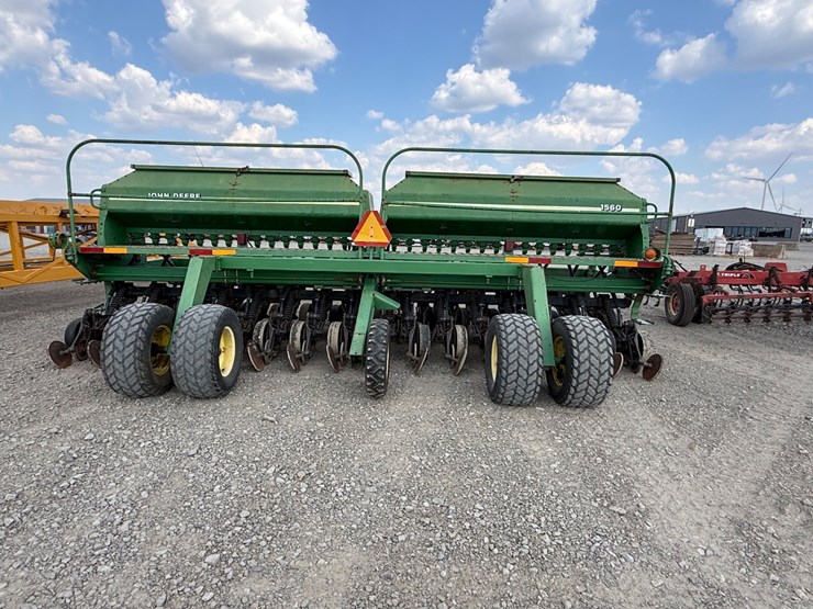 john-deere-1560-image-5