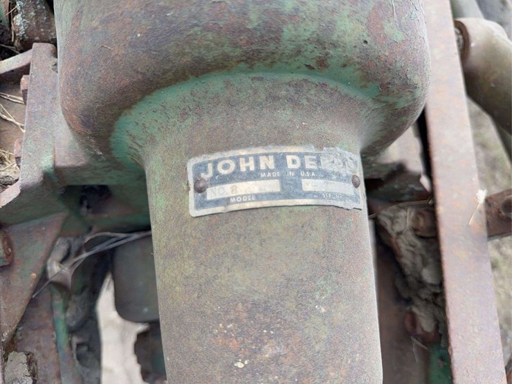 john-deere-3010-image-53