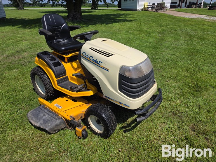 2006-cub-cadet-gt2554-image-3