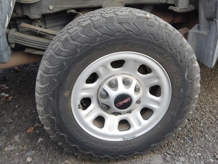 2015-gmc-sierra-3500-image-20