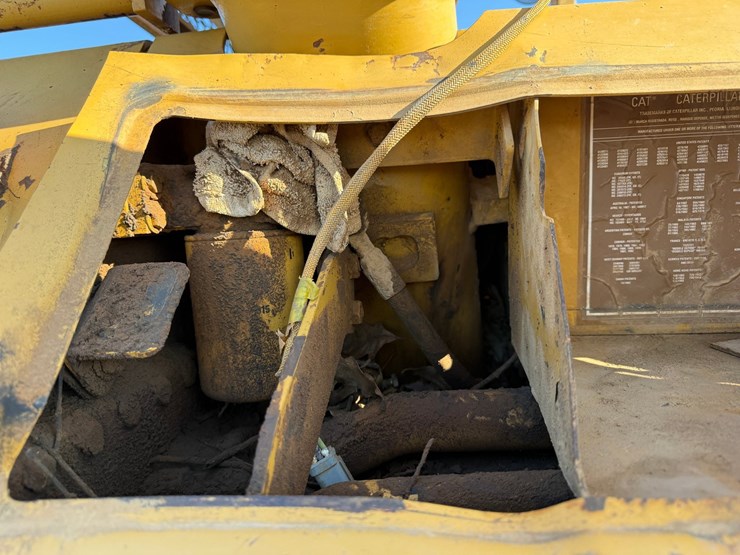caterpillar-d6m-image-28