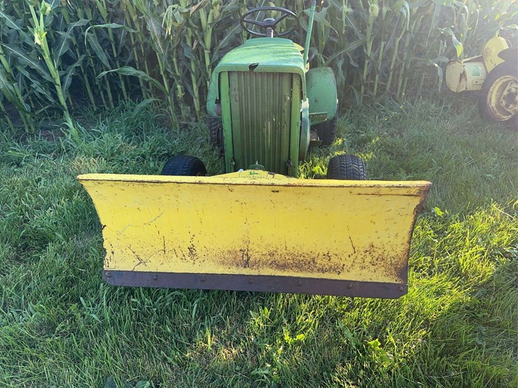 john-deere-110-image-5