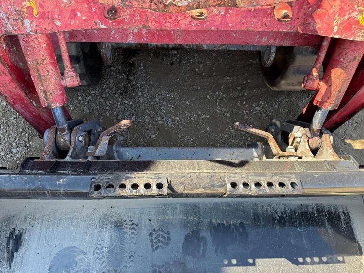 2018-takeuchi-tl10v2-image-10