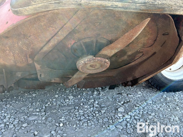 2015-massey-ferguson-730-image-18