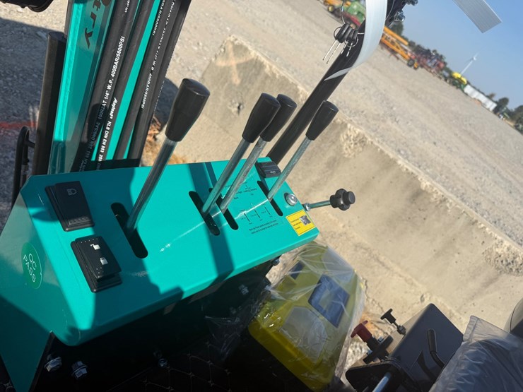 #74-•-unused-2026-cfg-kt13r-mini-excavator-kt13r26a106300367-inv#4439-image-21