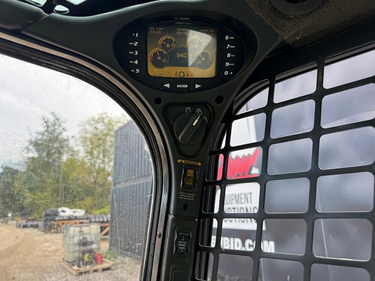 bobcat-s750-image-19