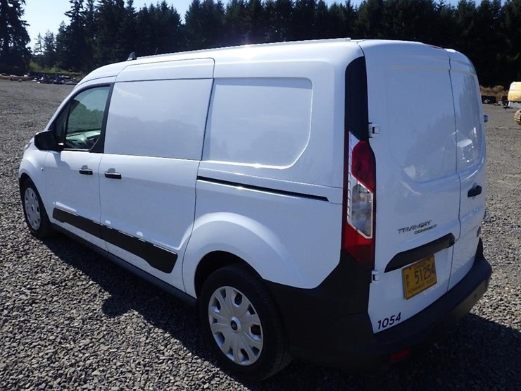 2019-utility-van-image-3
