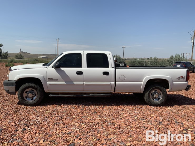 2005-chevrolet-silverado-2500-image-8