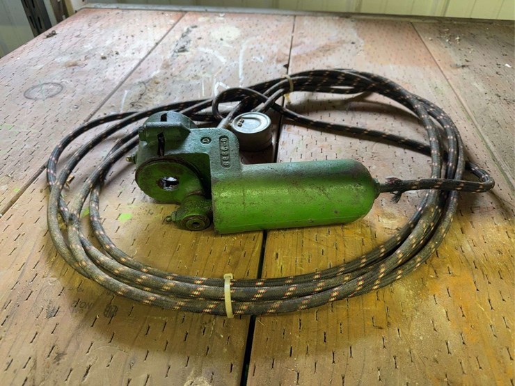 john-deere-pto-pump-image-1