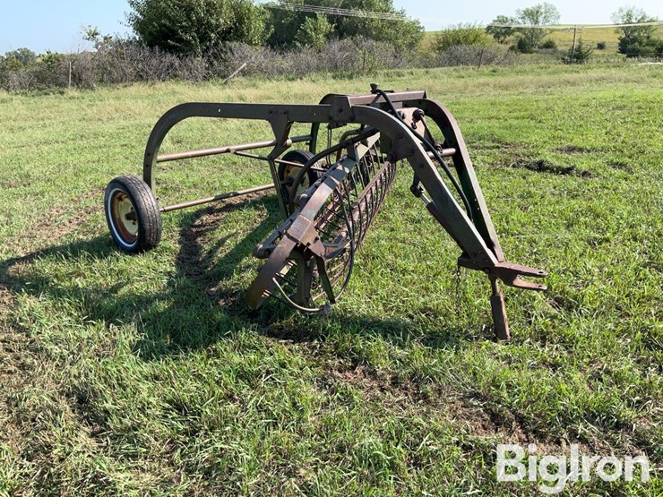 john-deere-851-image-3