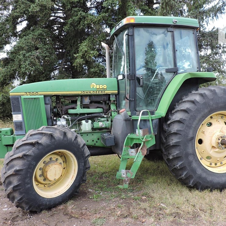 1994 JOHN DEERE 7700