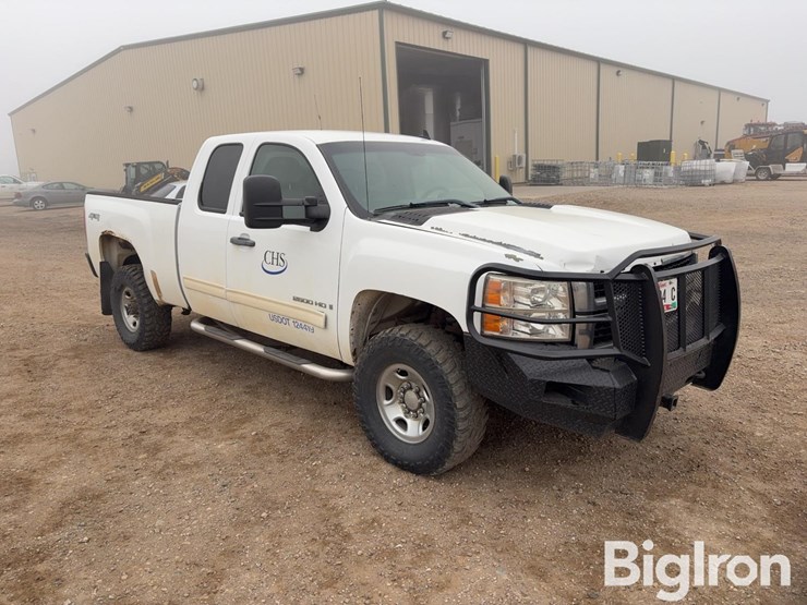 2009-chevrolet-silverado-2500-image-3