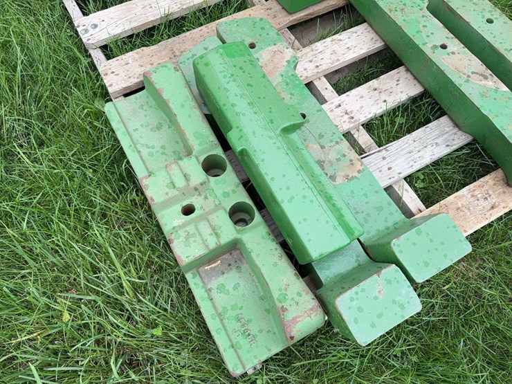 john-deere-frame-weights-image-1