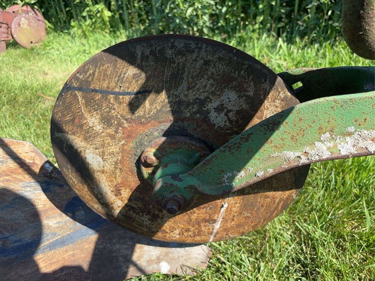 john-deere-14-image-40